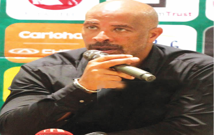 Adams praises Eagles' progress under Chelle