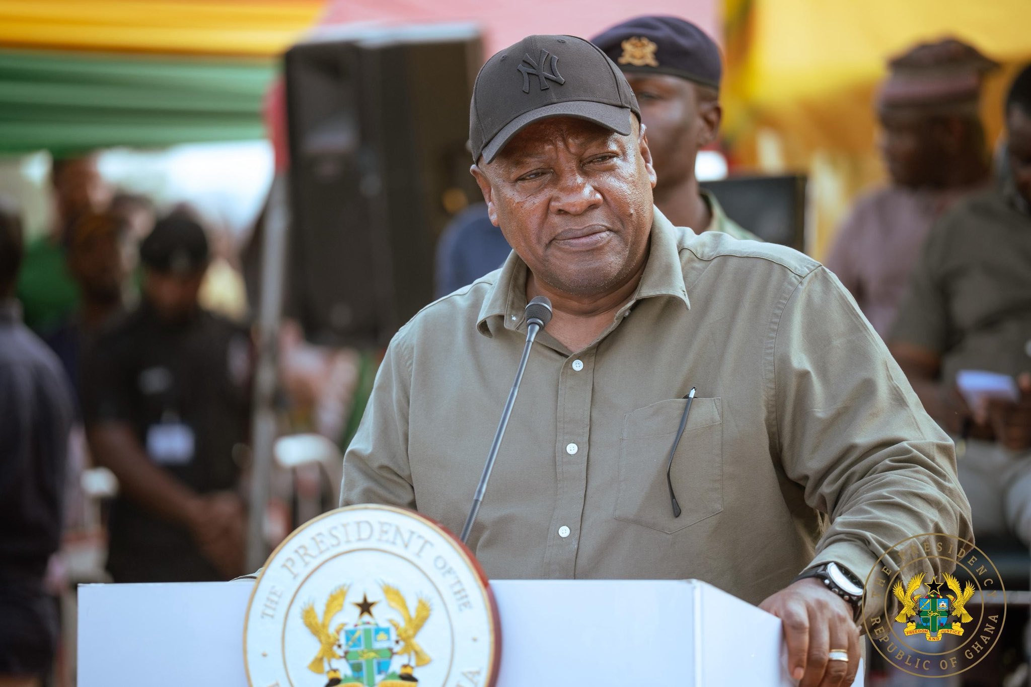 Ghana brings home 1,000 citizens from South Africa amid rising xenophobic attacks