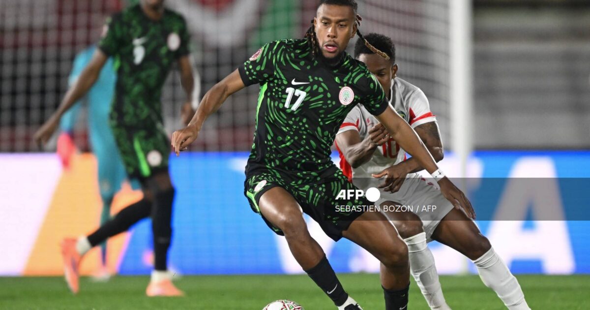 Iwobi set to join Yobo, Enyeama, Musa with 100 Nigeria caps