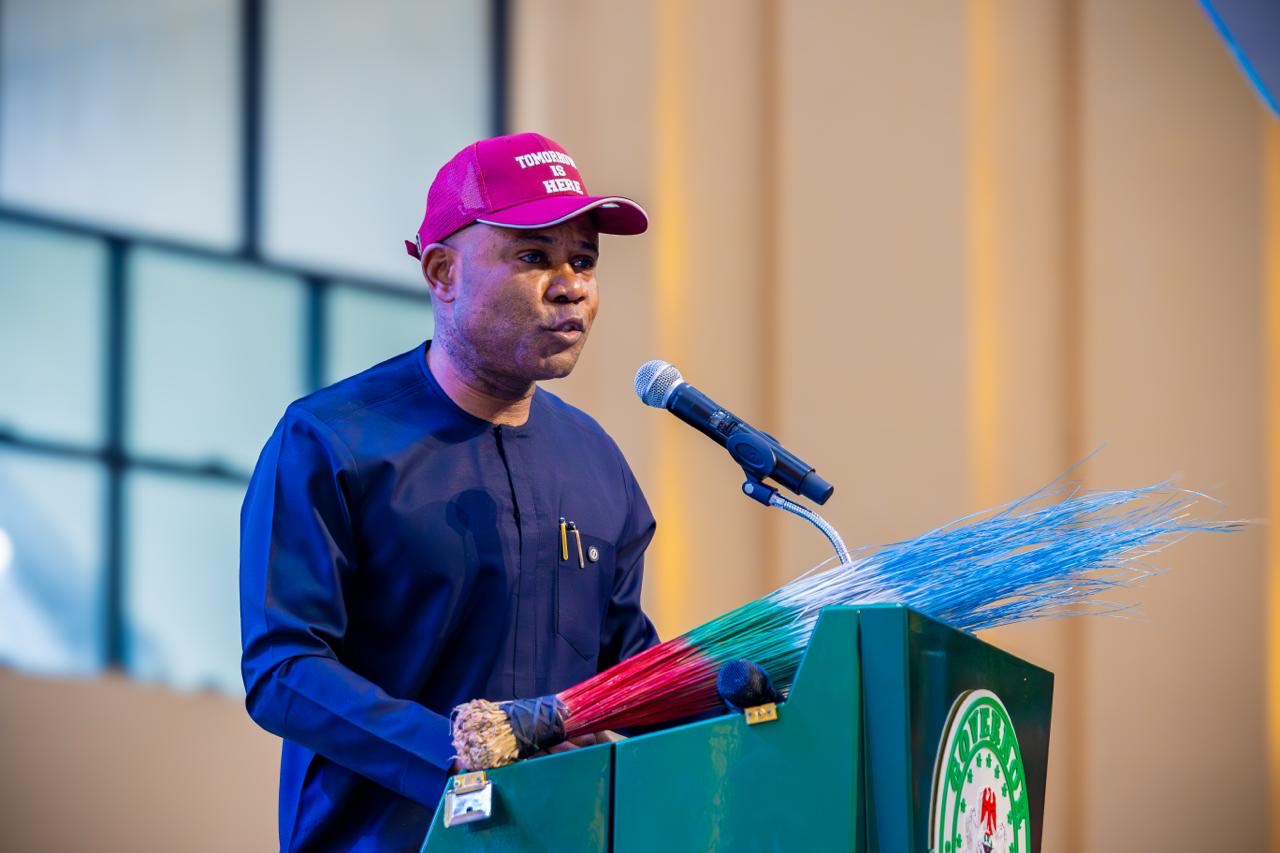 Enugu state signs deal to provide electricity to four rural communities