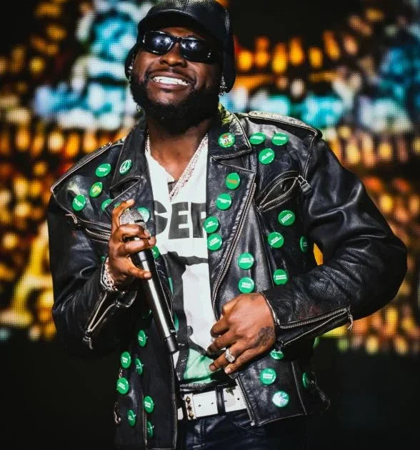Davido honours abducted pupils and teachers at World Cup concert