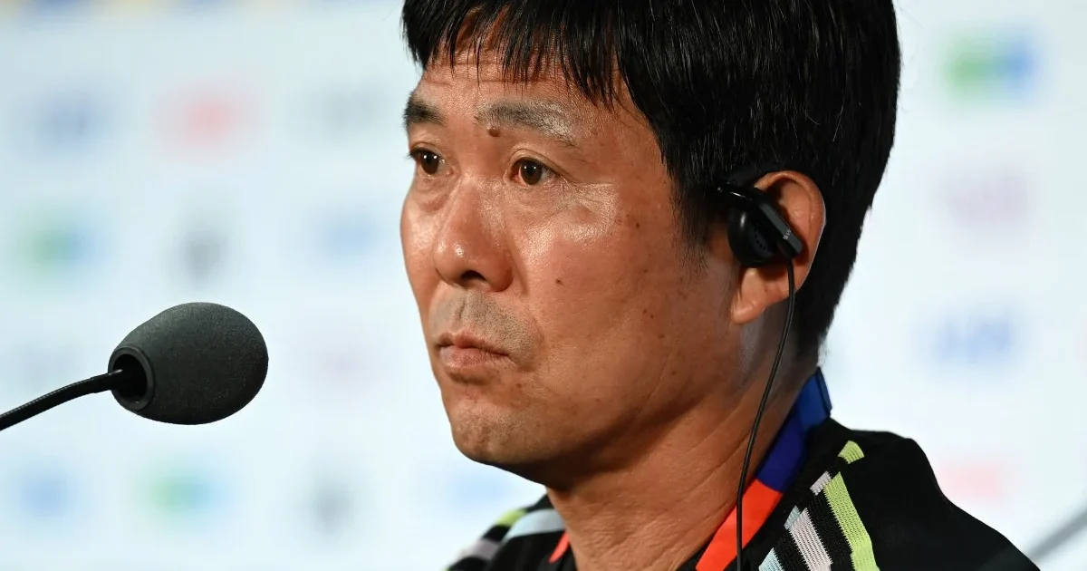 Japan coach says sorry after Endo's World Cup dreams end