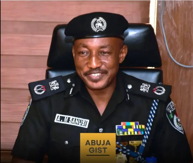 Police Chief Orders DPOs to Tackle Robbery in Two Weeks