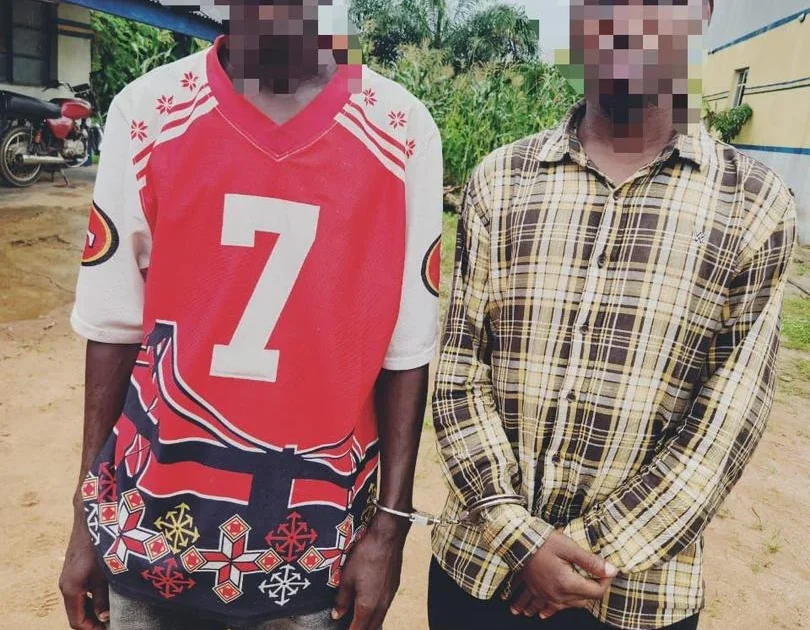 Police nab suspected criminals in Ogun, seize stolen car and guns