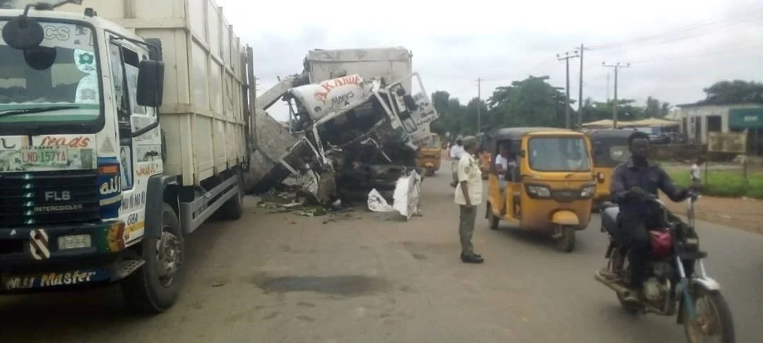Truck crashes into parked vehicle in Ogun, two dead